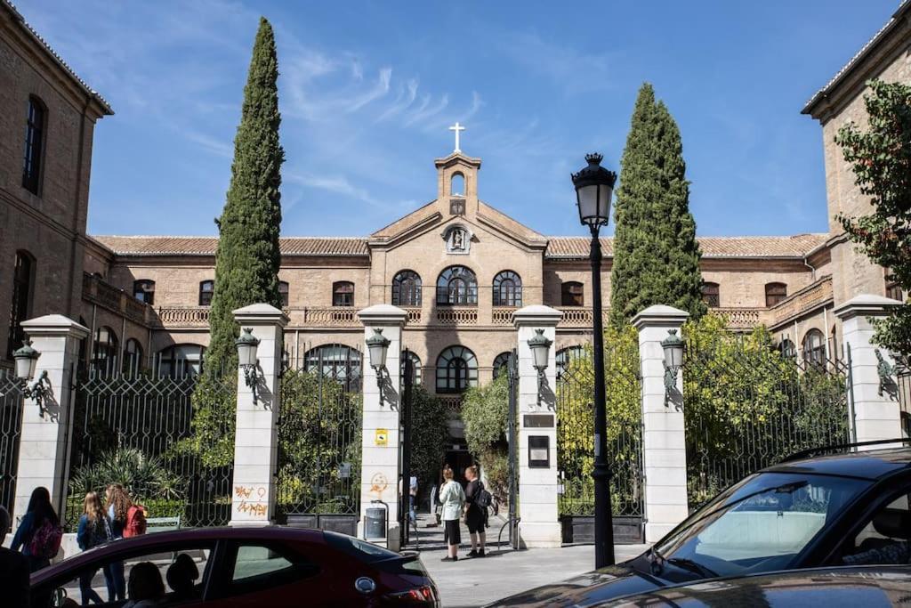 Centrico Y Espacioso. Parking Gratuito. 格拉纳达 外观 照片
